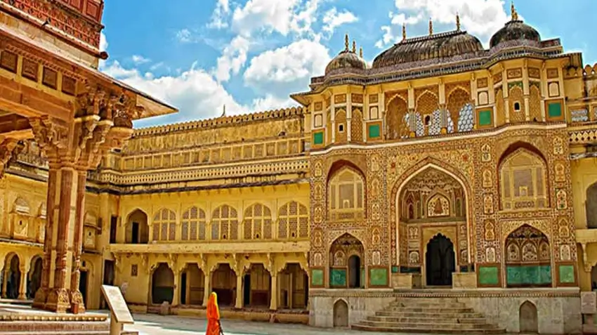 Exploring the Rich Heritage and Vibrant Culture: A Journey Through the Famous Cities of Rajasthan