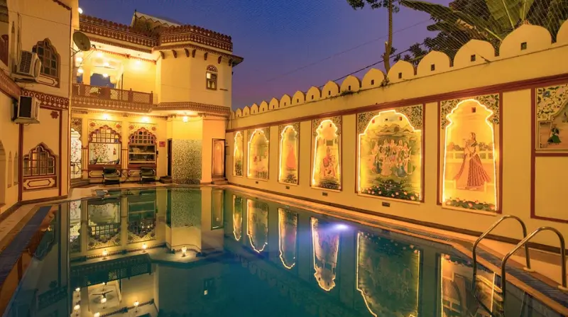 golden-triangle-tour-with-4-star-hotels