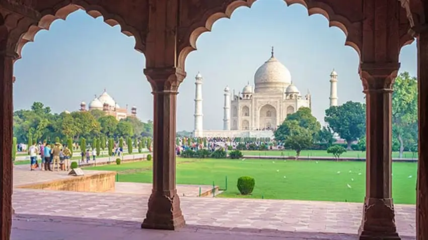 Golden Triangle with Grandparents: Senior-Friendly India Itineraries