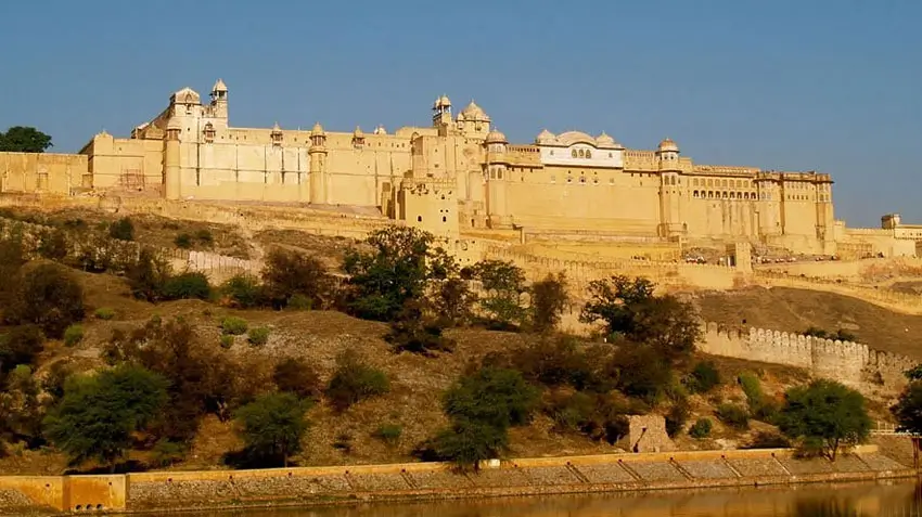 Rajasthan Group Tour Package for Families and Friends