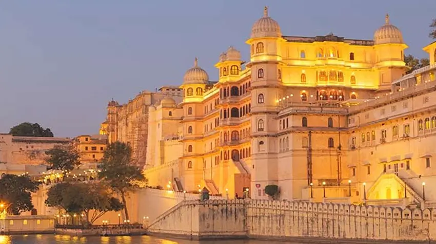 Royal Palaces of Rajasthan You Can Stay in for a Night –Luxury Travel Guide