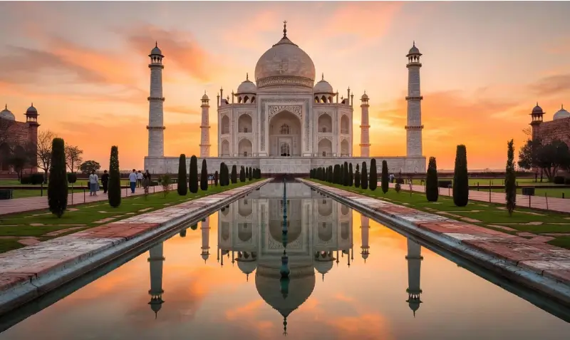 Taj Mahal Visitor Guide: Tickets, Timings, Dress Code & Best Time to Visit