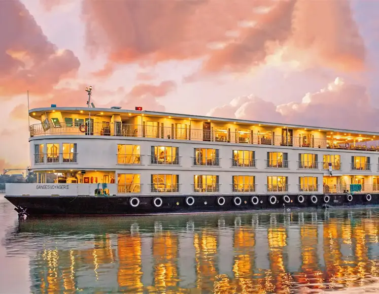 India Luxury River Cruise & Palace Tour