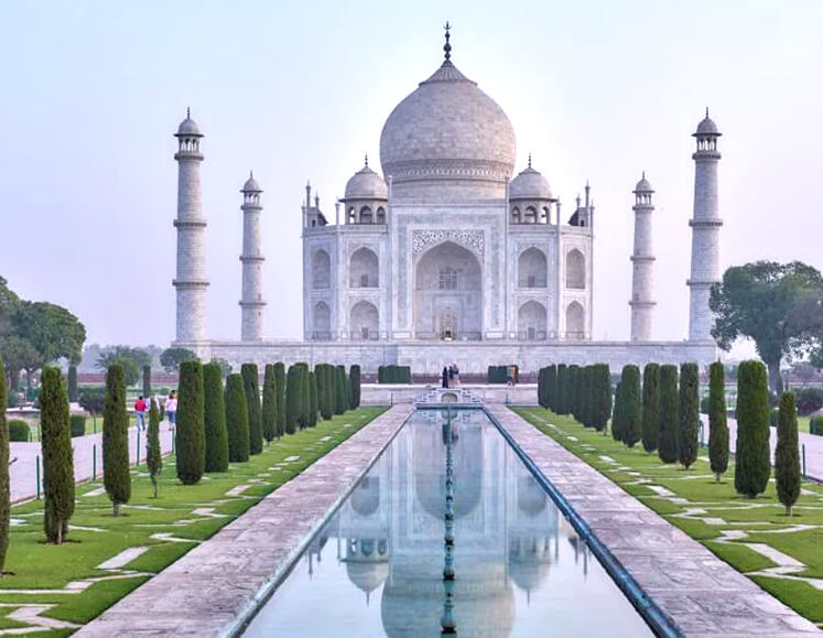 Taj Mahal Tour by Luxury Train