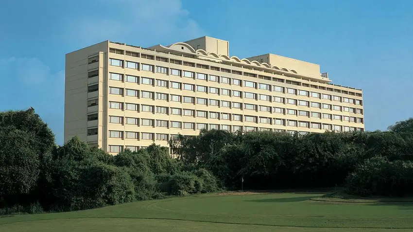 Arrival-in-Delhi-and-First-Impressions