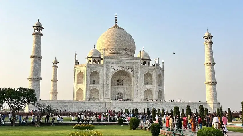 Delhi-to-Agra-Taj-Mahal-Experience