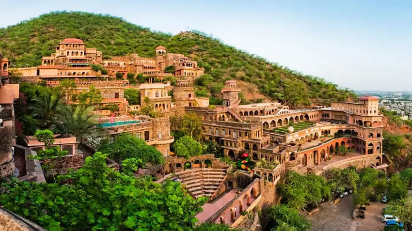 neemrana-fort